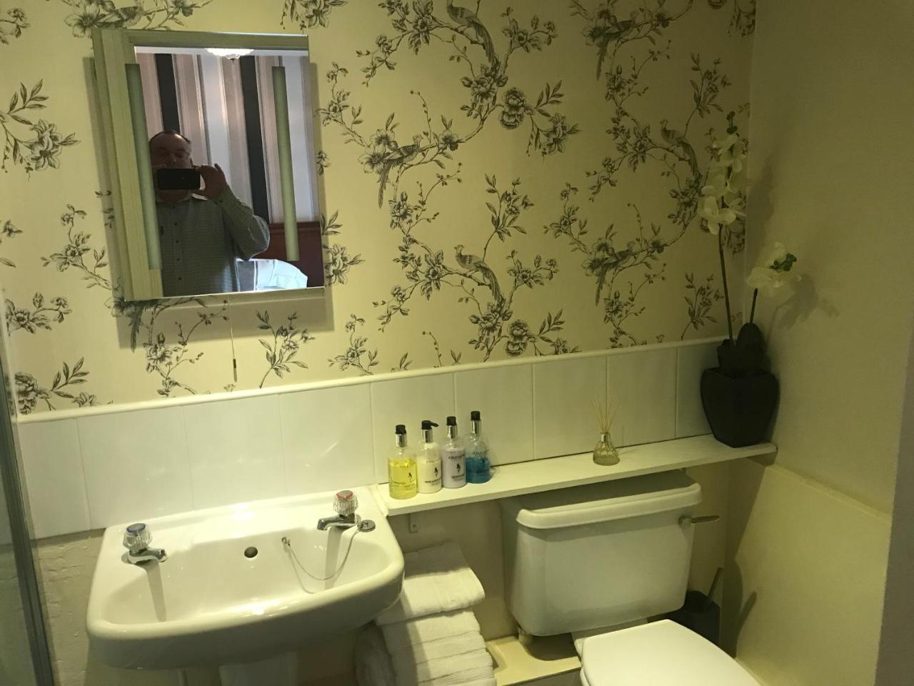 メルトン・モウブレイ The Kings Arms Bed & Breakfast エクステリア 写真
